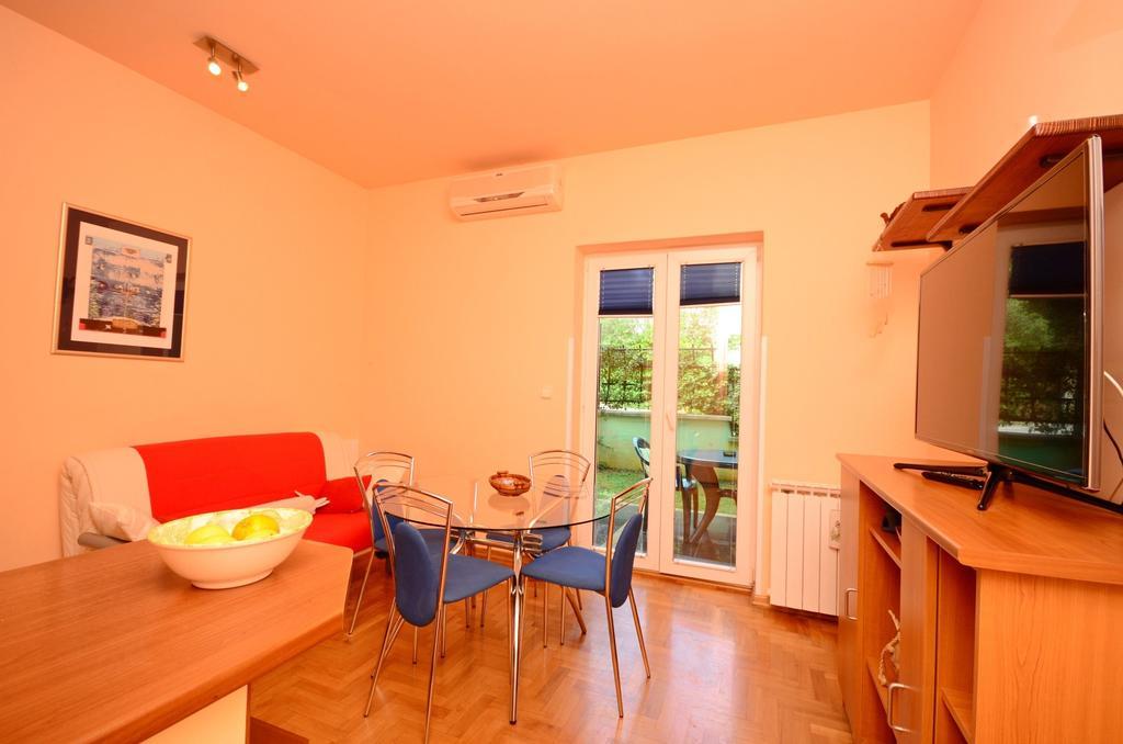 Apartment Blazenka Пула Екстериор снимка